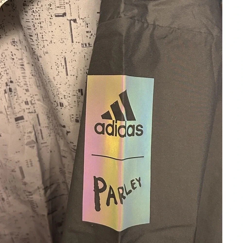 New W/Tags‎ Adidas My Shelter W.R. Mens Outdoor Jacket Black/Halo Packable Sz. S